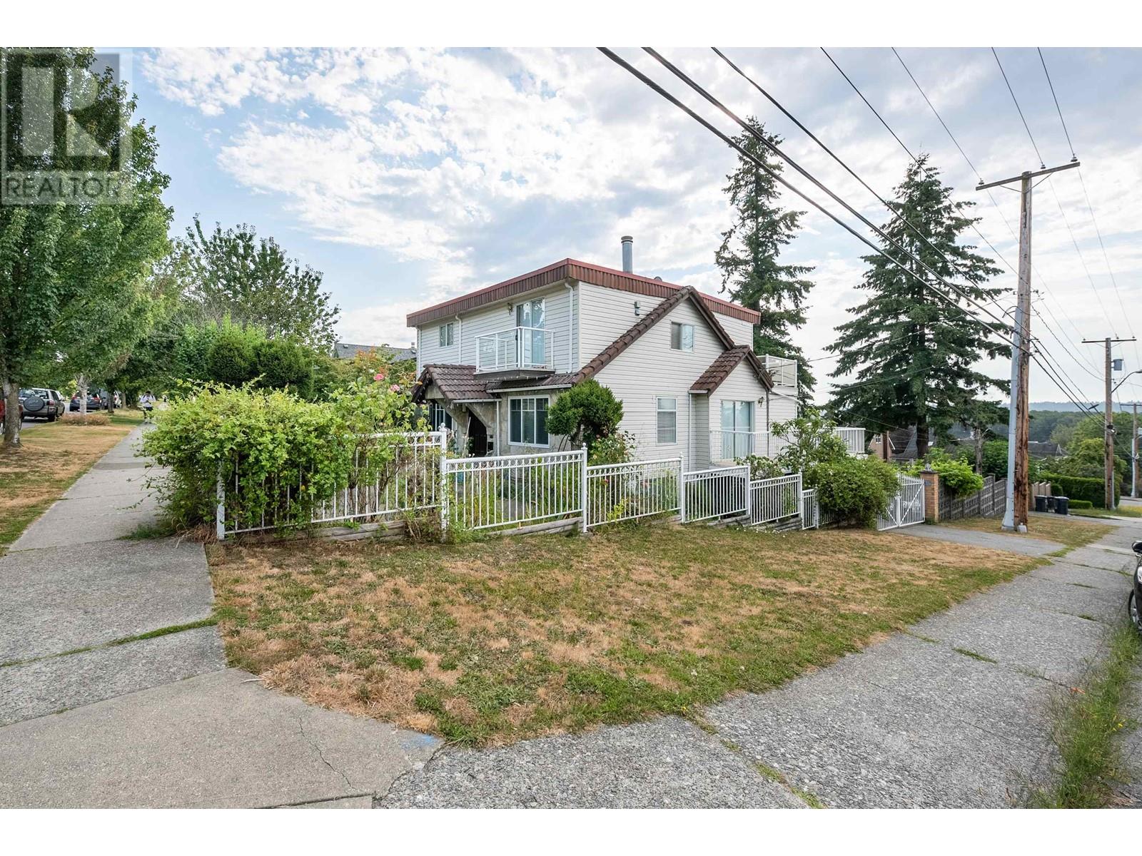 1728 Seventh Avenue, New Westminster, British Columbia  V3M 2K8 - Photo 38 - R2909155
