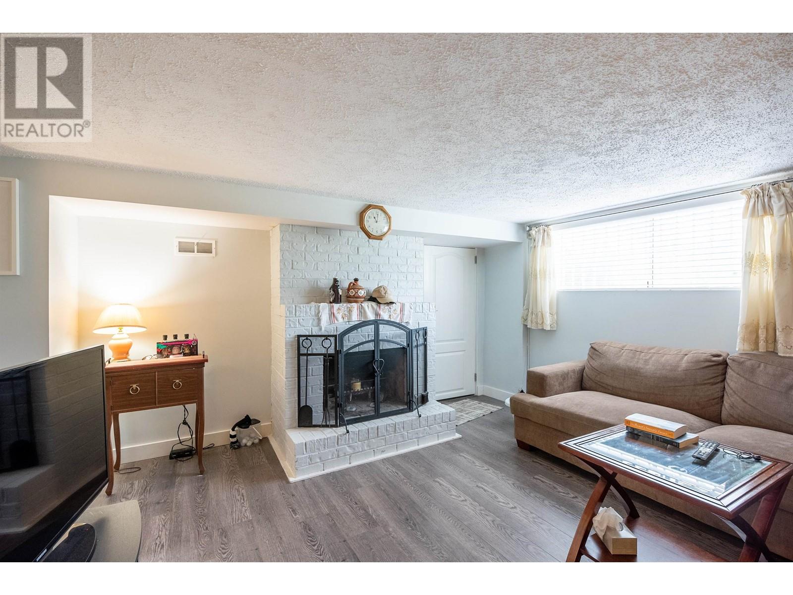 1728 Seventh Avenue, New Westminster, British Columbia  V3M 2K8 - Photo 30 - R2909155