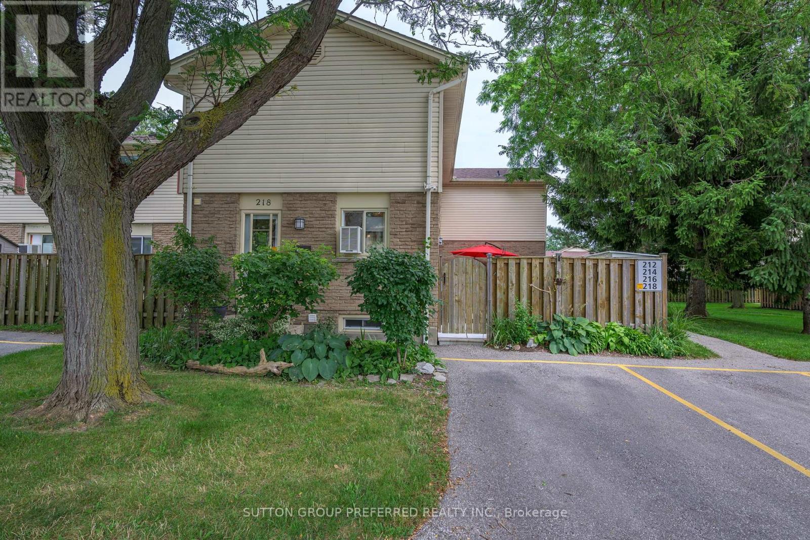 218 - 230 Clarke Road, London, Ontario  N5W 5P8 - Photo 2 - X9056575