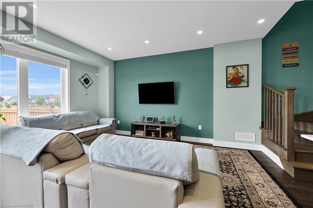 8 Bedrock Drive, Hamilton, Ontario  L8J 0K6 - Photo 19 - 40625056