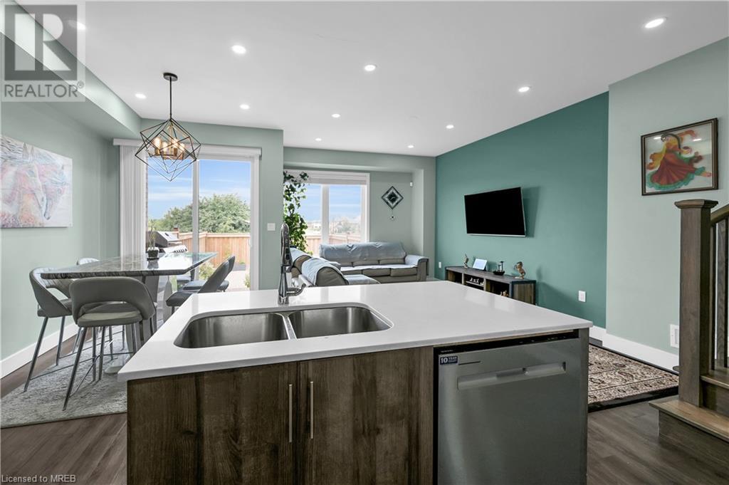 8 Bedrock Drive, Hamilton, Ontario  L8J 0K6 - Photo 18 - 40625056