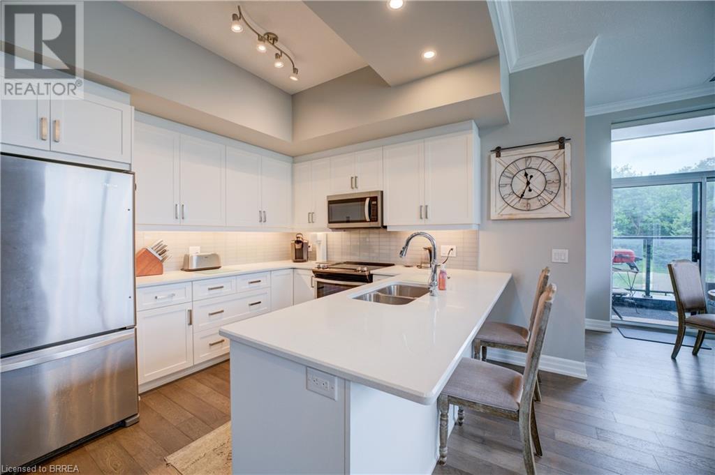 1878 Gordon Street Unit# 115, Guelph, Ontario  N1L 0P4 - Photo 3 - 40625568