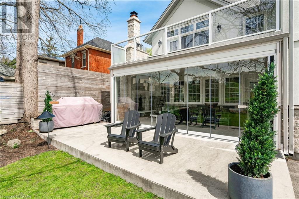 38 Arthur Street N, Guelph, Ontario  N1E 4T8 - Photo 2 - 40625690