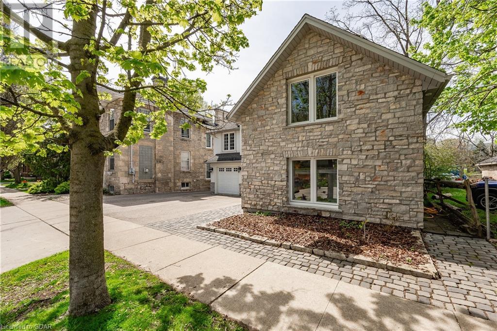 38 Arthur Street N, Guelph, Ontario  N1E 4T8 - Photo 5 - 40625690