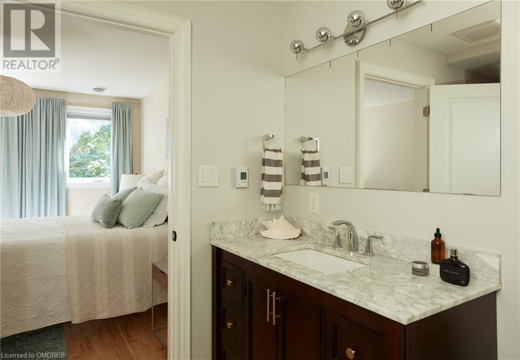 Image of property at 1048 PLAINS VIEW Avenue