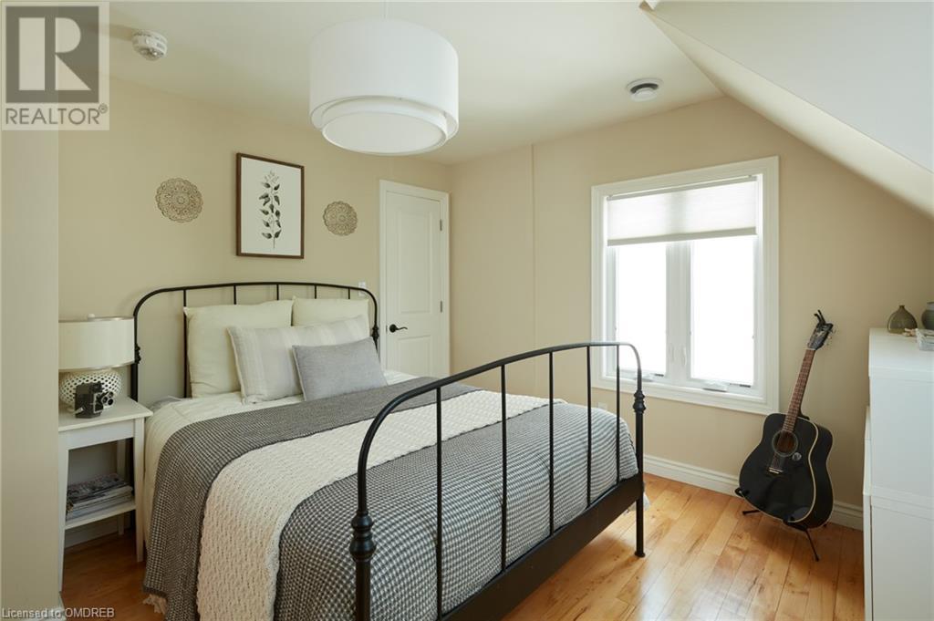 Image of property at 1048 PLAINS VIEW Avenue