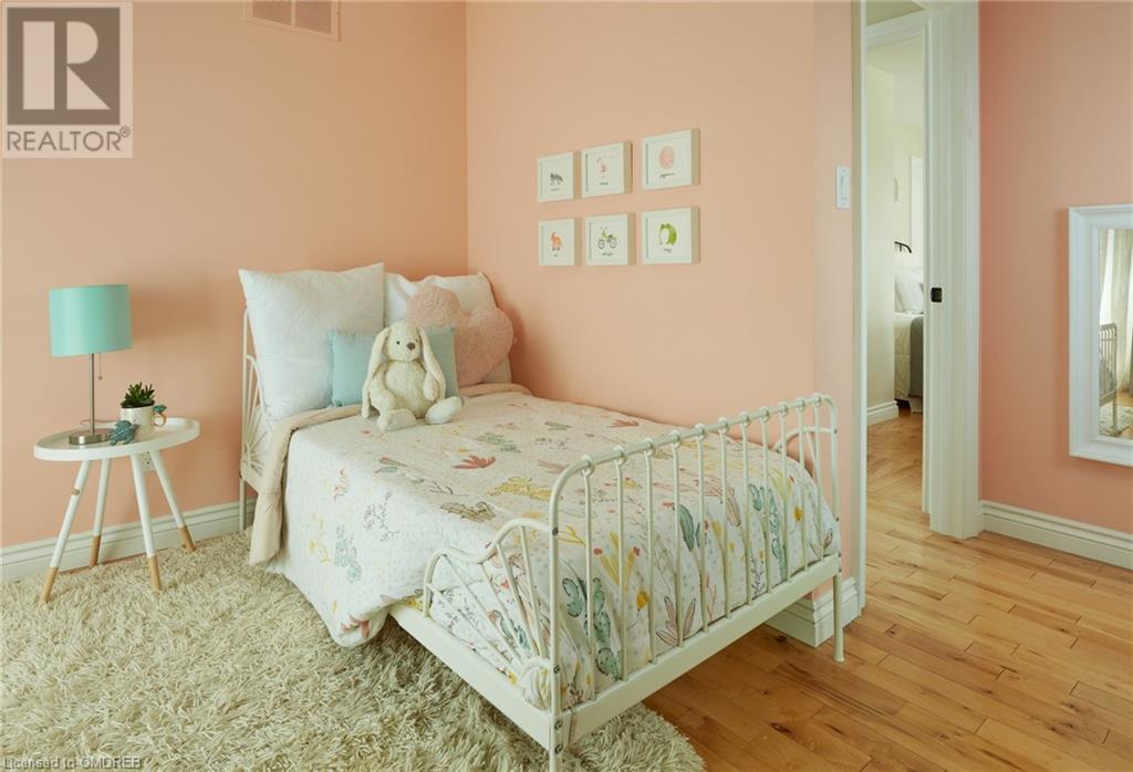 Image of property at 1048 PLAINS VIEW Avenue