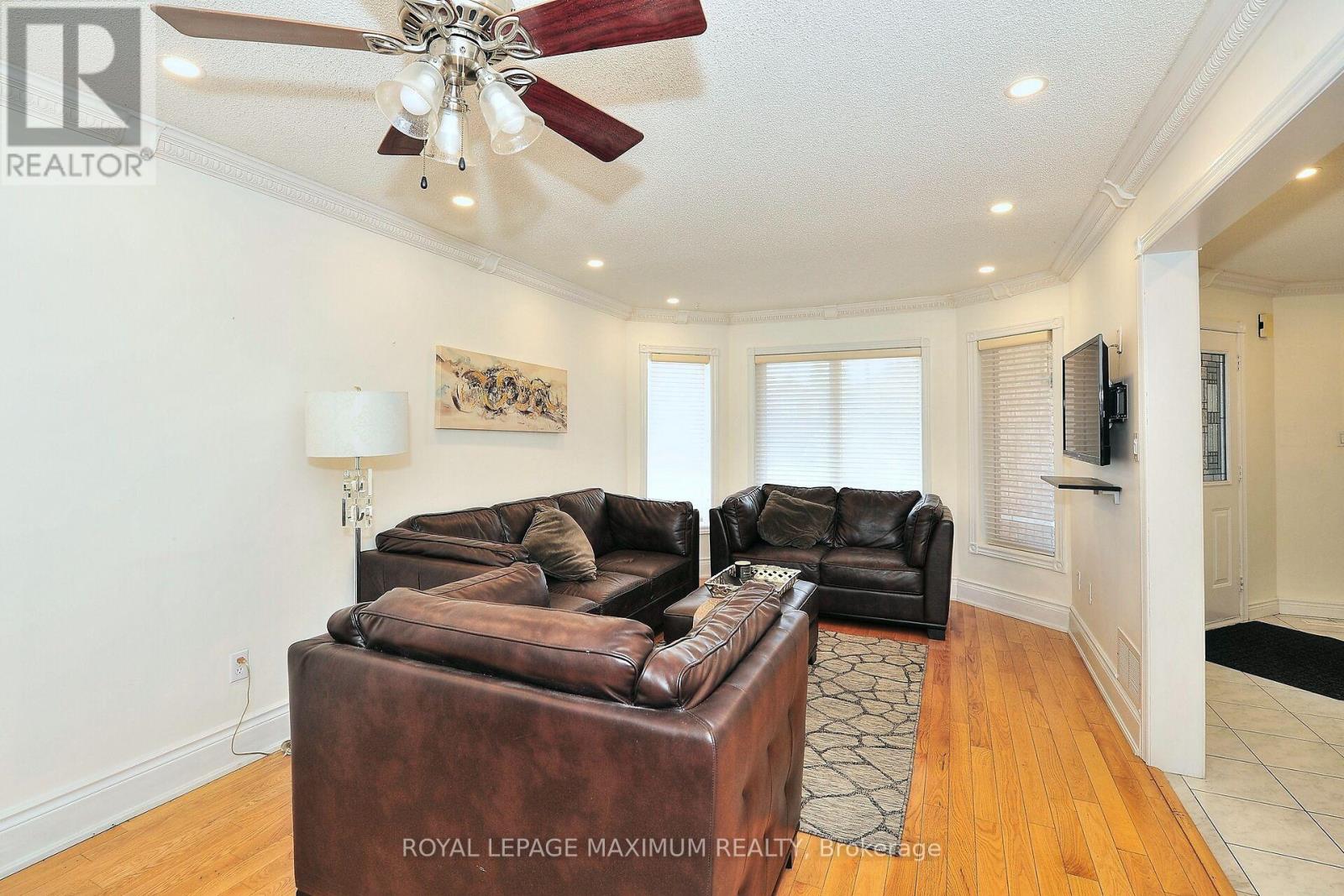 29 Royalpark Way, Vaughan (Elder Mills), Ontario  L4H 1J5 - Photo 27 - N9056669