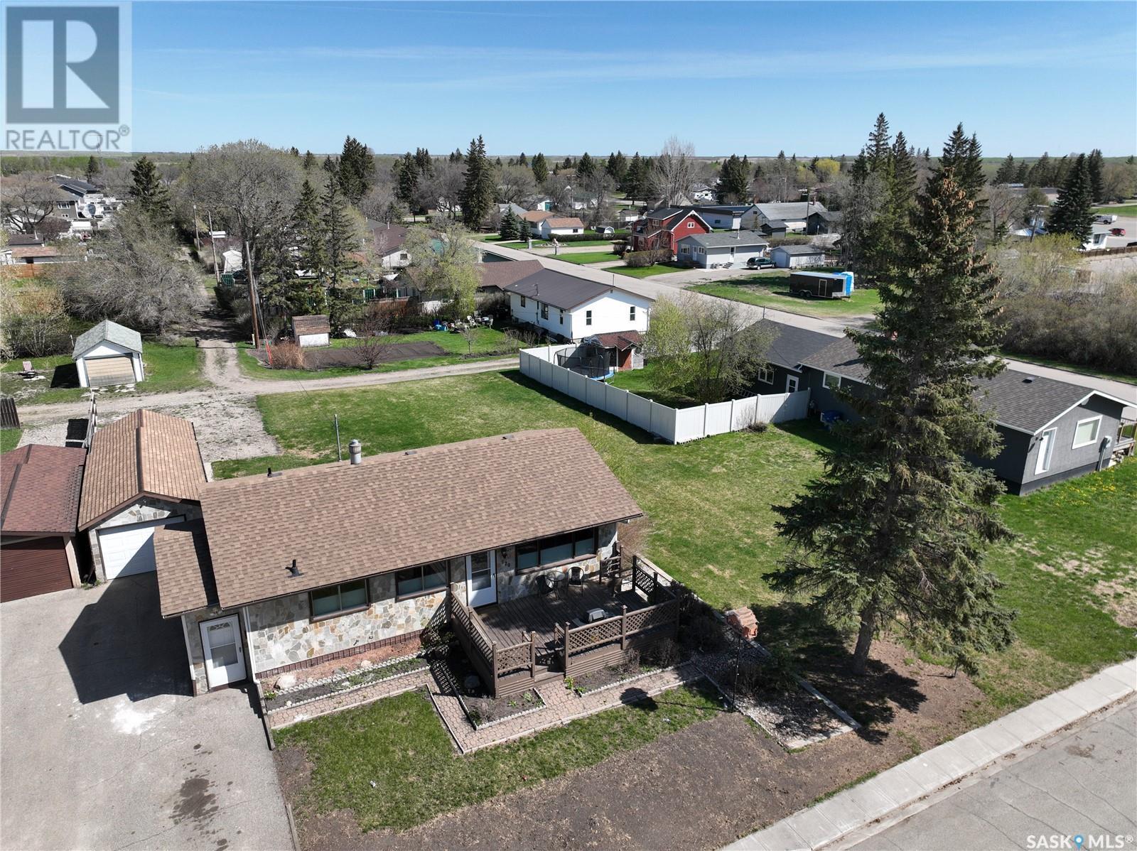 530 3rd AVENUE, esterhazy, Saskatchewan