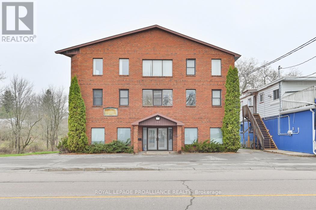 1st Fl - 108 Russell Street, Centre Hastings, Ontario  K0K 2K0 - Photo 2 - X9071849