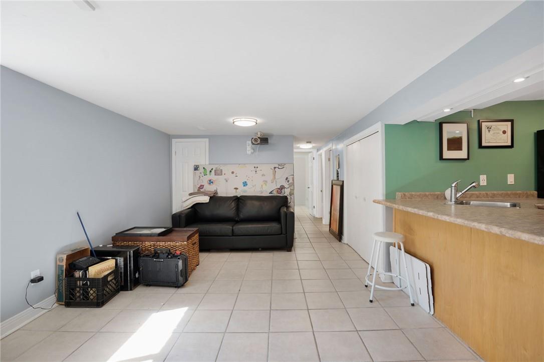 1 Northcliffe Avenue, Hamilton, Ontario  L9H 7B1 - Photo 28 - H4201175