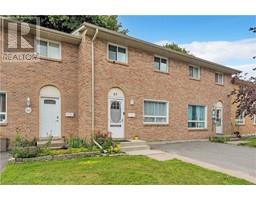 87 ROSEMUND Crescent 25 - West of Sir John A. Blvd