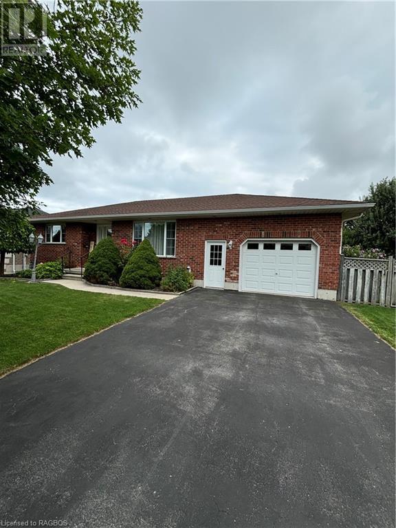 42 Balvina Drive, Goderich, Ontario  N7A 4L2 - Photo 2 - 40624900