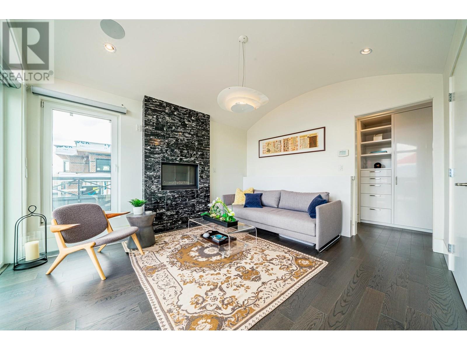 Listing Picture 31 of 33 : 4350 LOCARNO CRESCENT, Vancouver / 溫哥華 - 魯藝地產 Yvonne Lu Group - MLS Medallion Club Member