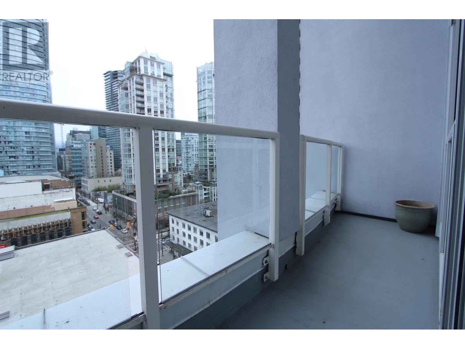 813 933 Seymour Street, Vancouver, British Columbia  V6B 6L6 - Photo 15 - R2909653