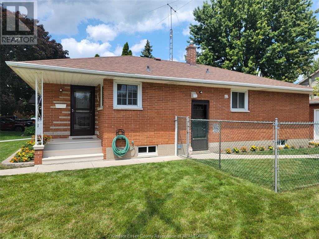 1290 Matthew Brady Boulevard, Windsor, Ontario  N8S 3K4 - Photo 2 - 24017313