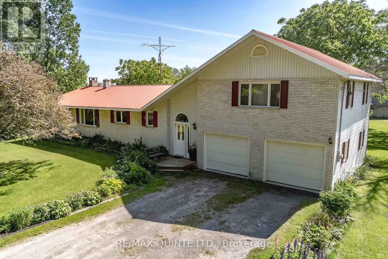 600 Kleinsteuber Park Road, Prince Edward County (Athol), Ontario  K0K 2T0 - Photo 1 - X9133948