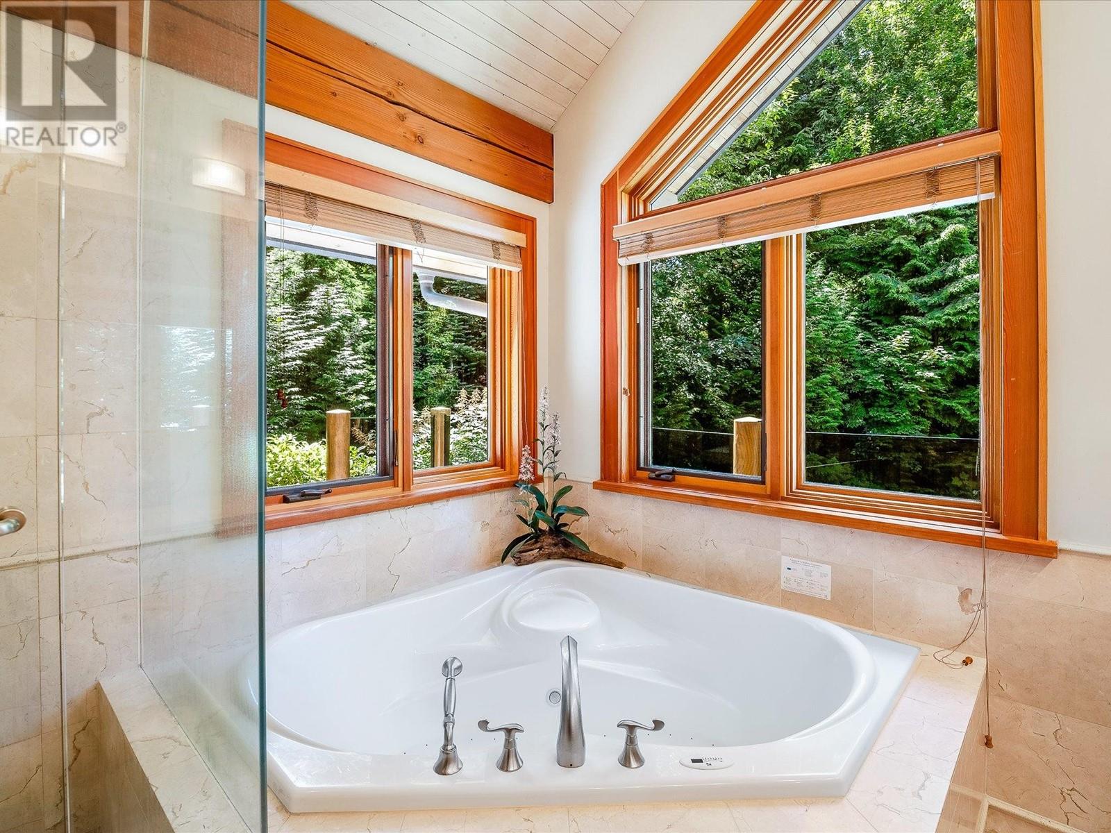 8115 Mckeevers Place, Whistler, British Columbia  V8E 0G1 - Photo 18 - R2908901