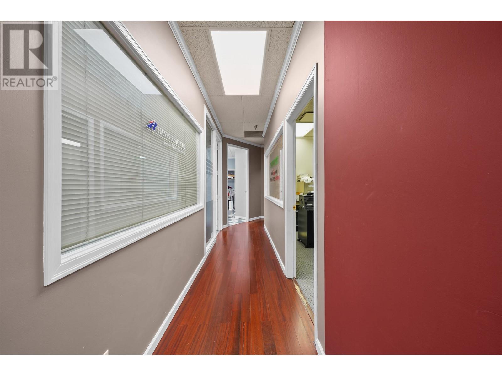 Listing Picture 11 of 15 : 324 4501 NORTH ROAD, Burnaby / 本拿比 - 魯藝地產 Yvonne Lu Group - MLS Medallion Club Member