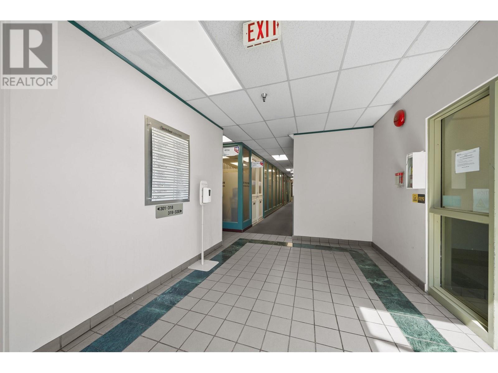 Listing Picture 4 of 15 : 324 4501 NORTH ROAD, Burnaby / 本拿比 - 魯藝地產 Yvonne Lu Group - MLS Medallion Club Member