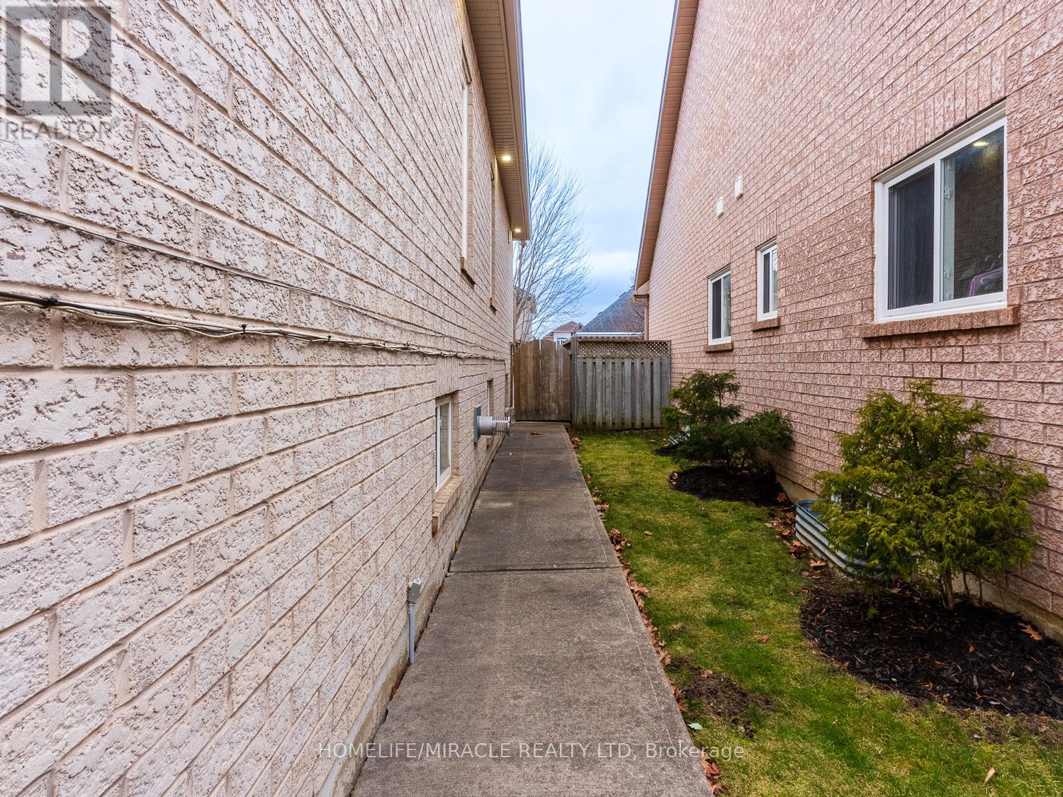 73 Baybrook Road, Brampton (Snelgrove), Ontario  L7A 1L4 - Photo 35 - W9195170