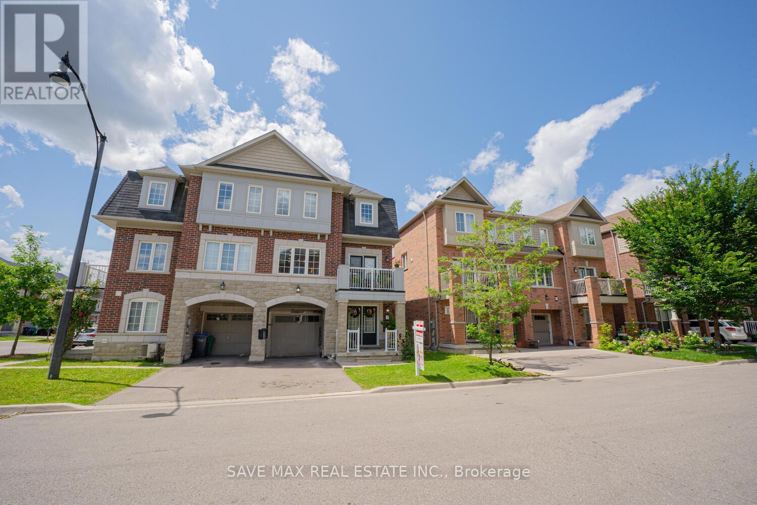 4 Francesco Street, Brampton, Ontario  L7A 4N7 - Photo 3 - W9195178