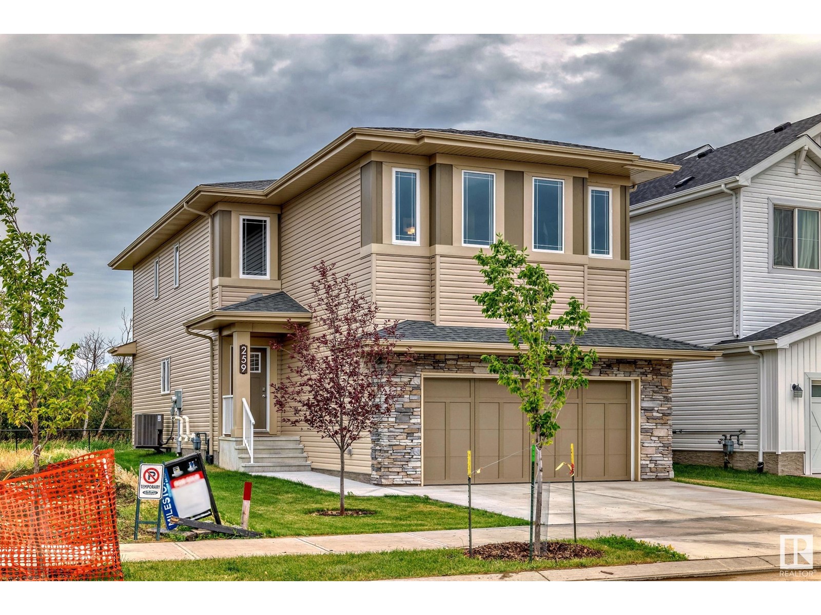 259 Glenridding Ravine Rd Sw, Edmonton, Alberta  T6W 5C3 - Photo 3 - E4399489