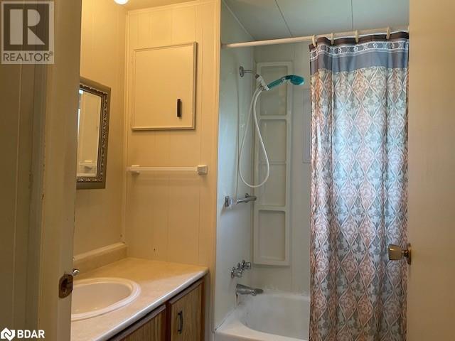 83 Hawthorne Drive, Innisfil, Ontario L9S 1N4 - Photo 11 - 40623755