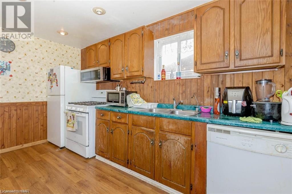 5292 Bridge Street, Niagara Falls, Ontario  L2E 2T3 - Photo 13 - 40626177