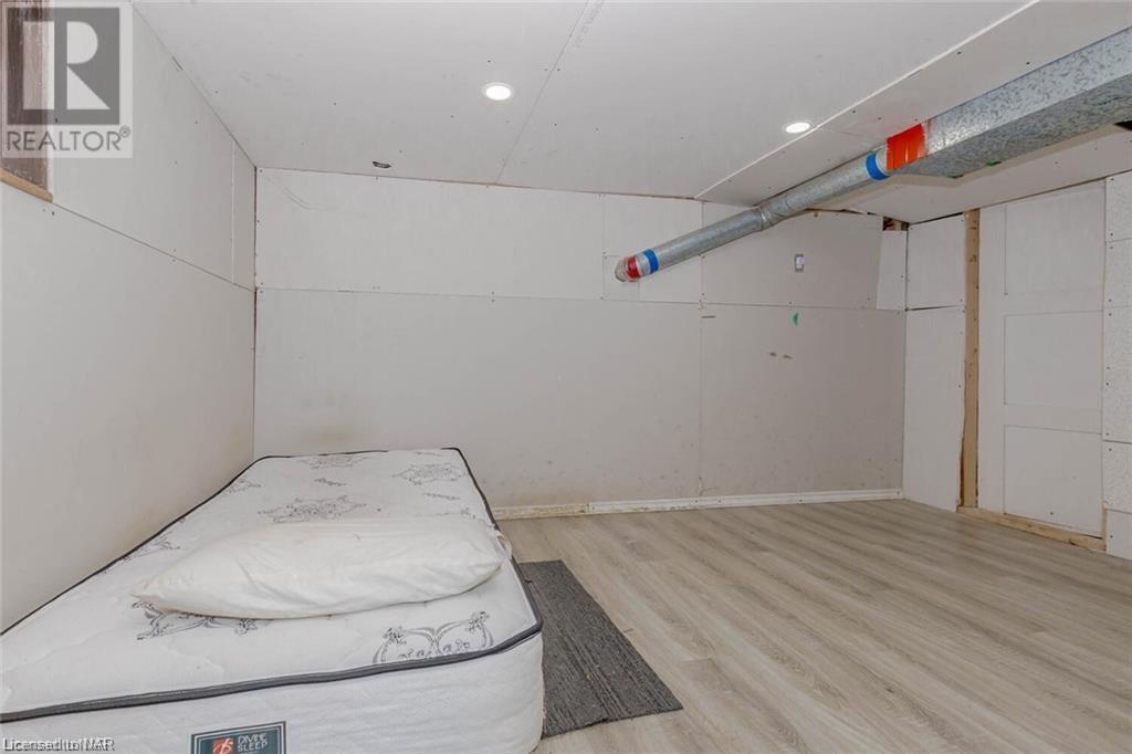 5292 Bridge Street, Niagara Falls, Ontario  L2E 2T3 - Photo 30 - 40626177