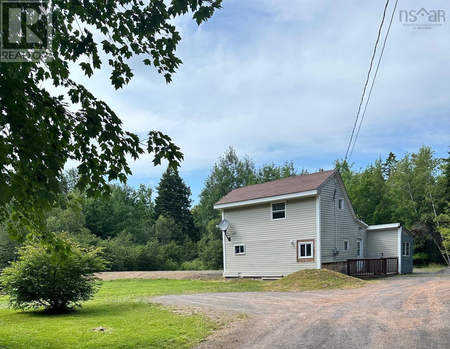 2414 Union Street, Westville, Nova Scotia  B0K 2A0 - Photo 1 - 202418073