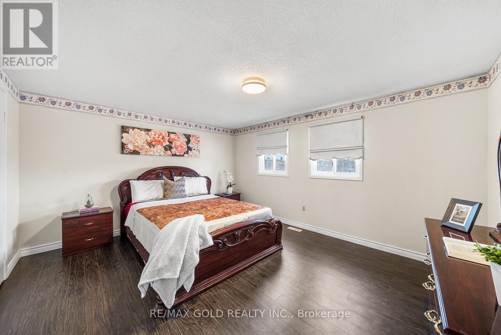 57 Cabernet Circle, Toronto (West Humber-Clairville), Ontario  M9V 5A2 - Photo 10 - W8469430