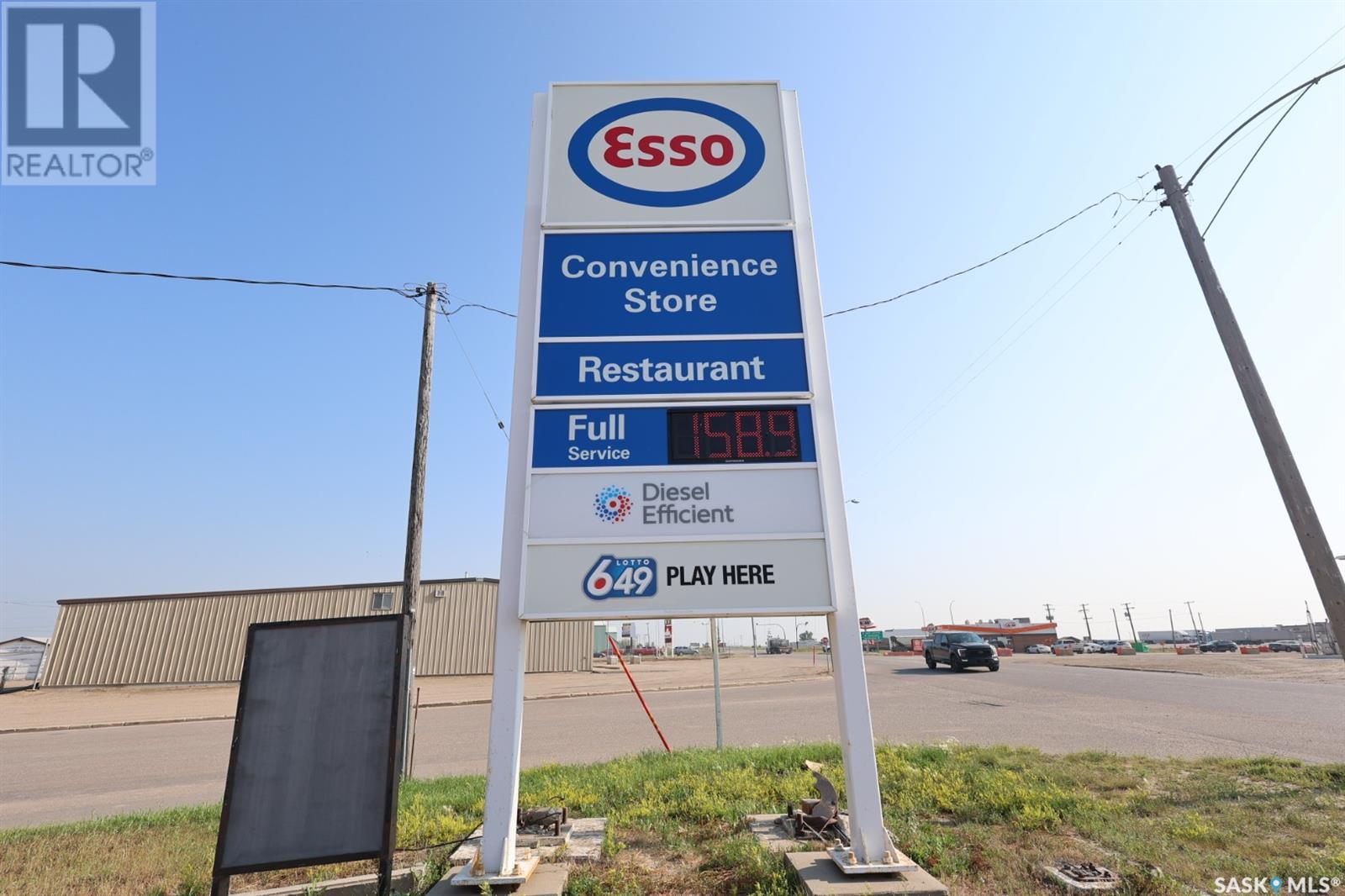 200 4 HIGHWAY N, rosetown, Saskatchewan