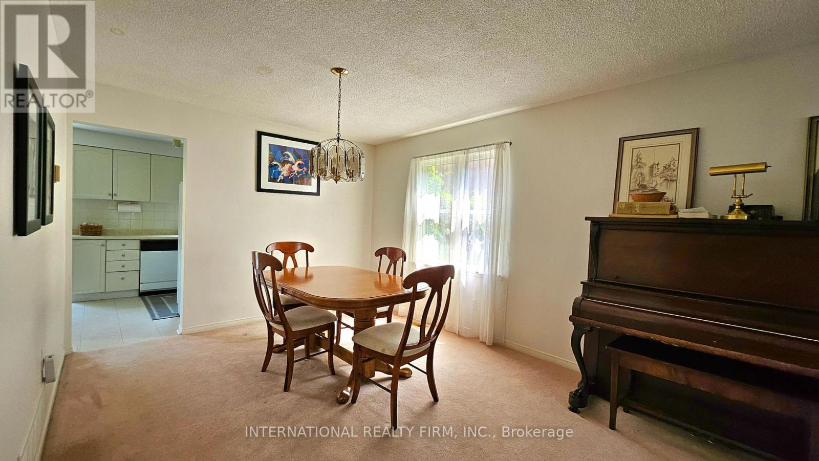 11a Nipissing Crescent, Brampton (Westgate), Ontario  L6S 5A7 - Photo 6 - W9229535