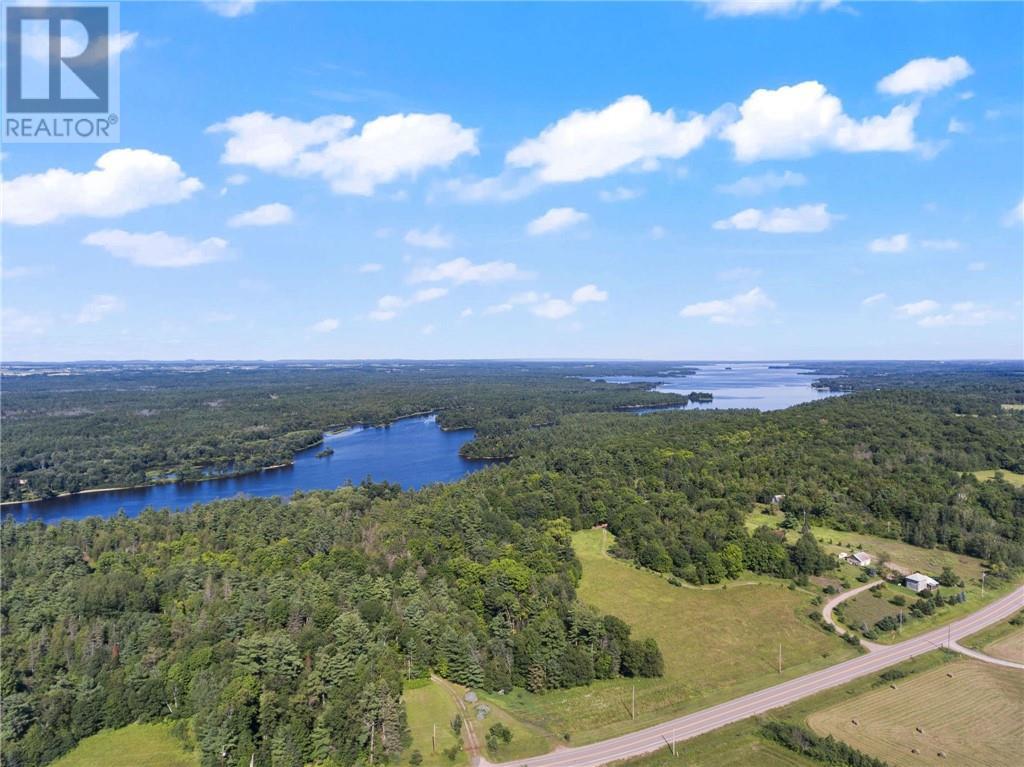 002 River Road, Renfrew, Ontario  K7V 3Z8 - Photo 2 - 1404610