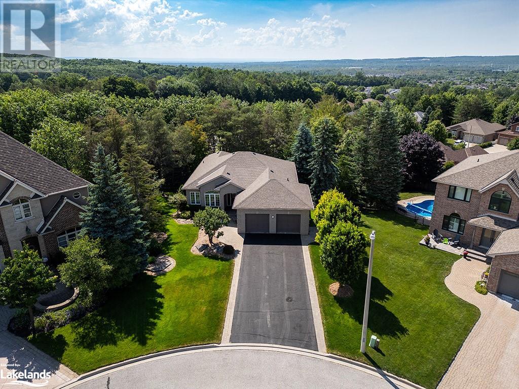 4 Porcupine Circle, Barrie, Ontario  L4N 7Z6 - Photo 3 - 40619399