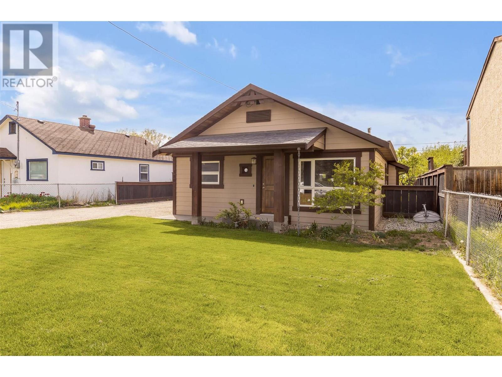 Property at 380 DOUGALL Road N image 2