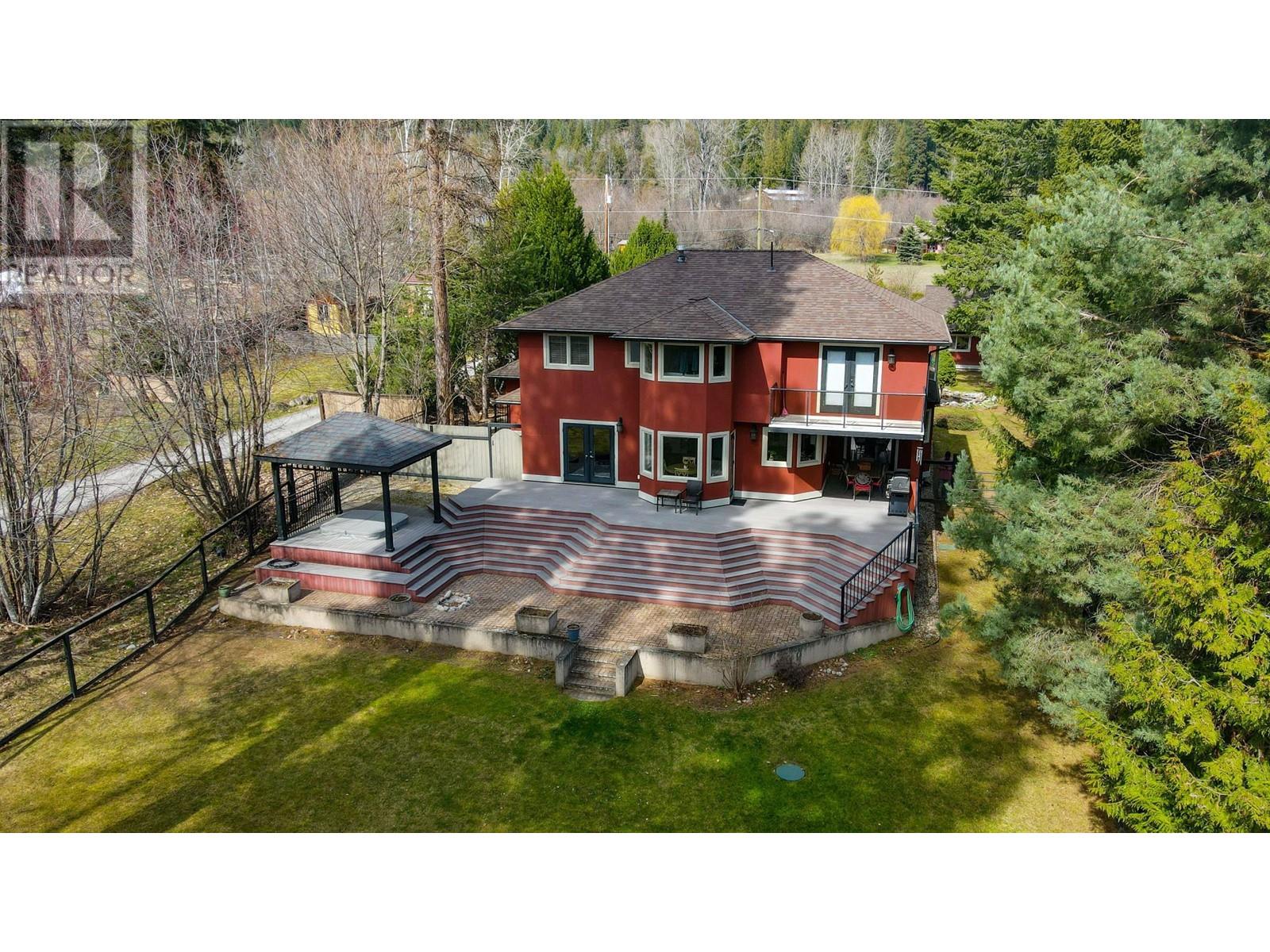 3071 HEDDLE ROAD Nelson