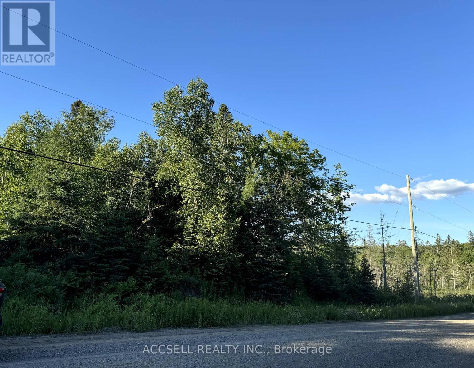 2006 Sixth Line W Ext Line, Sault Ste Marie, Ontario  P6A 0C7 - Photo 4 - X9230090