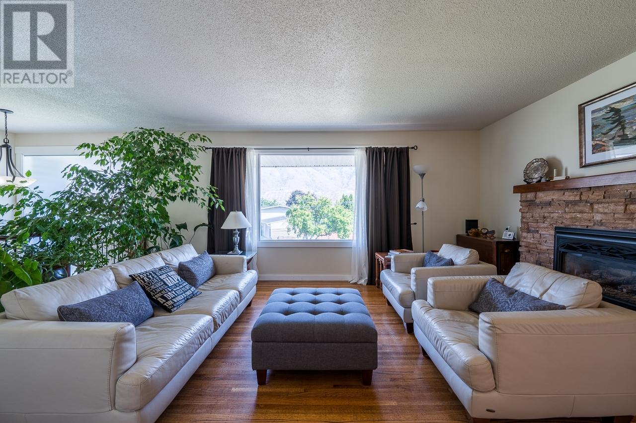 1937 Cardinal Drive, Kamloops, British Columbia   - Photo 5 - 179923