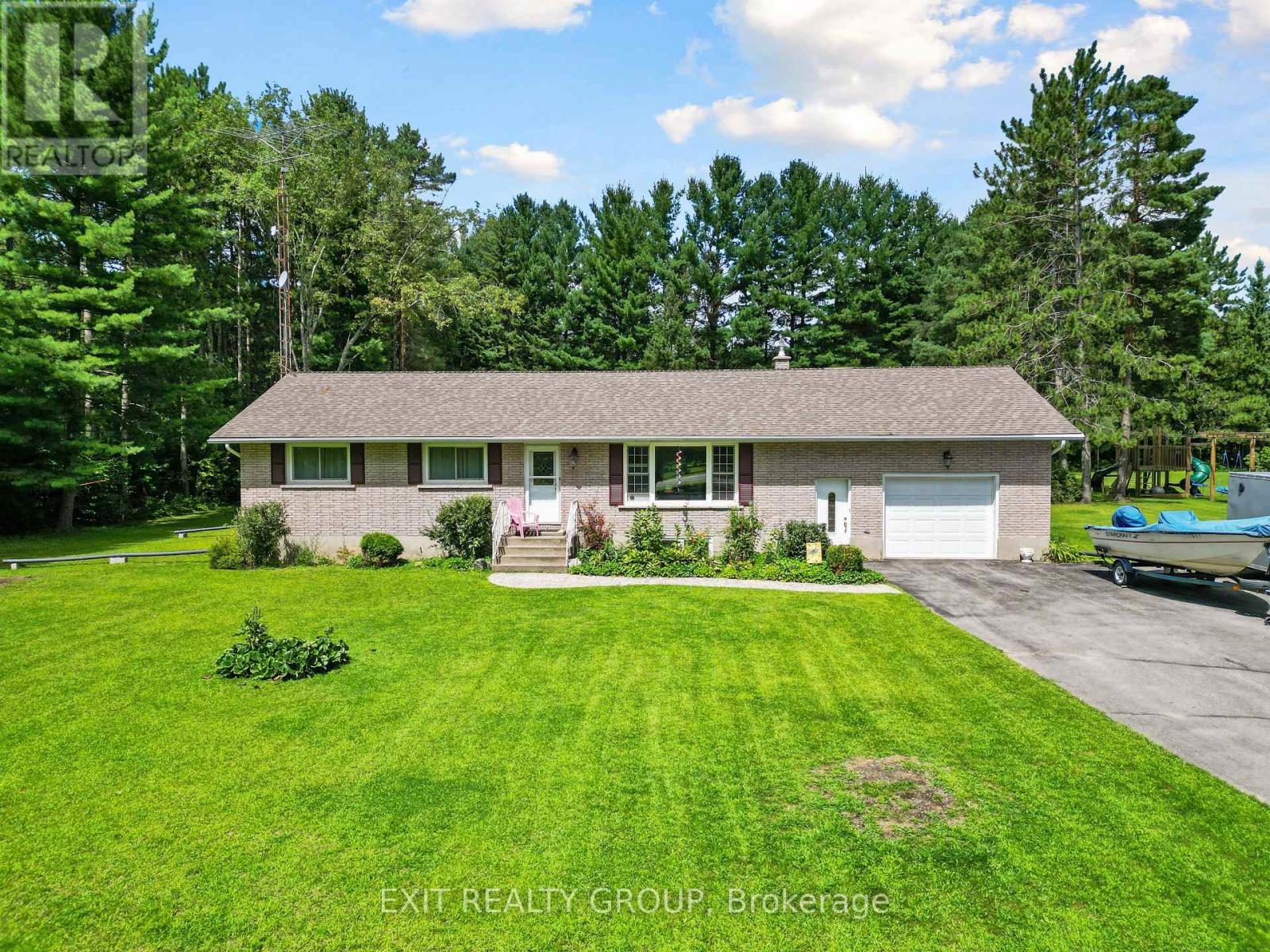 52 Charles Road, Tweed, Ontario  K0K 3J0 - Photo 1 - X9230298