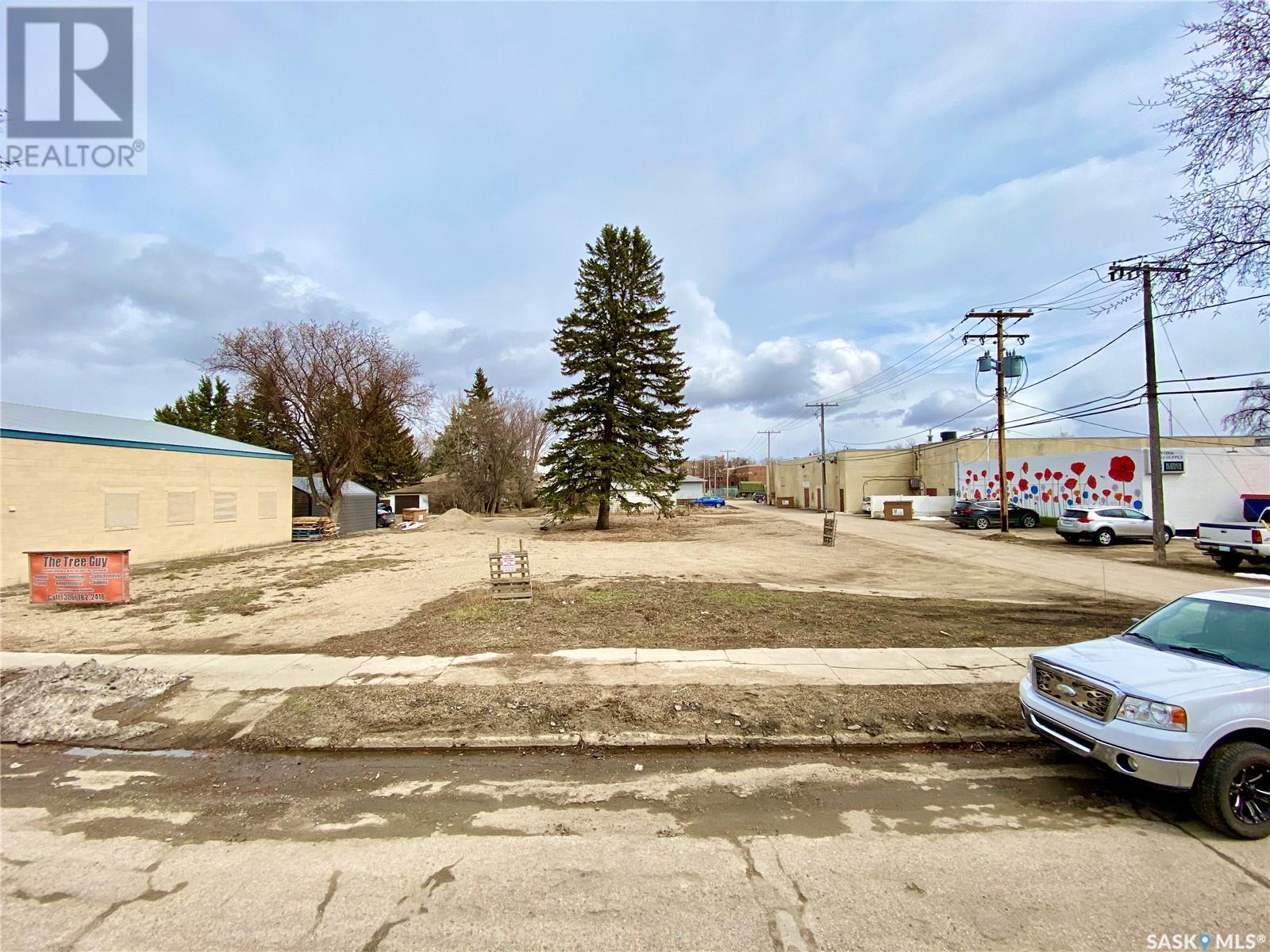 63-67 Myrtle AVENUE, yorkton, Saskatchewan