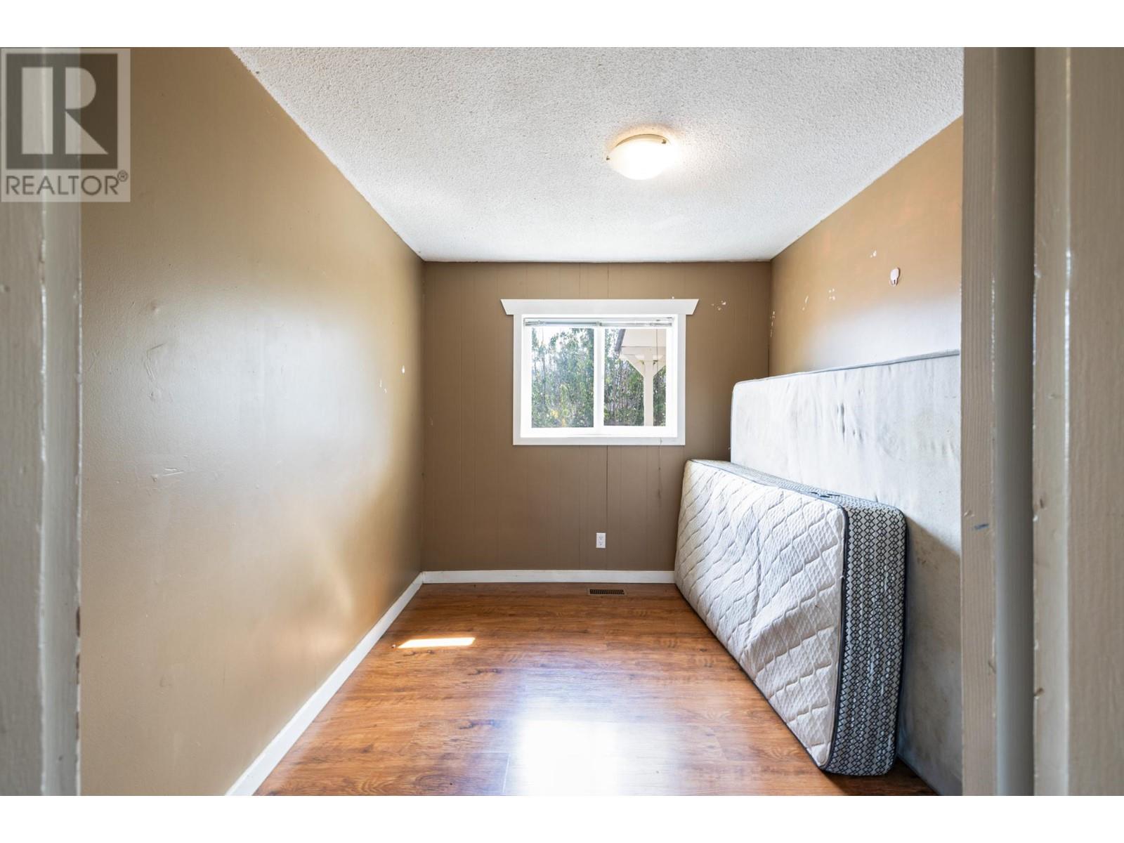 122 Fairview Ave, Kamloops, British Columbia  V2B 1E6 - Photo 11 - 180082