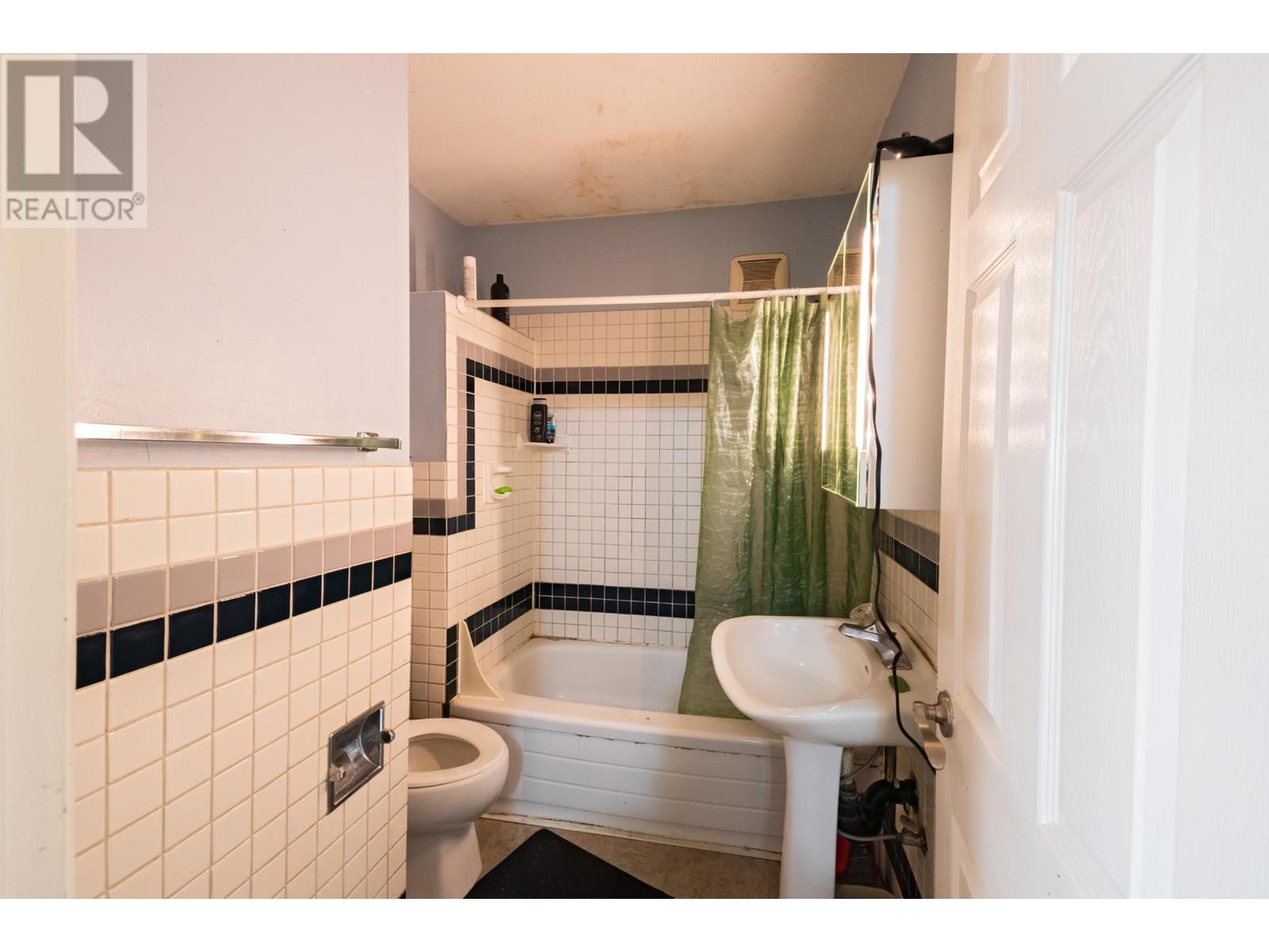 122 Fairview Ave, Kamloops, British Columbia  V2B 1E6 - Photo 13 - 180082