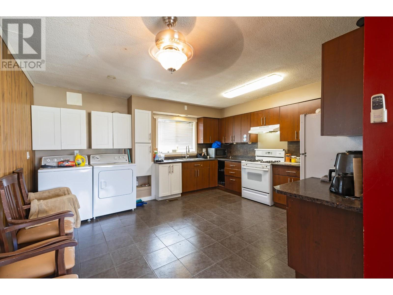 122 Fairview Ave, Kamloops, British Columbia  V2B 1E6 - Photo 7 - 180082