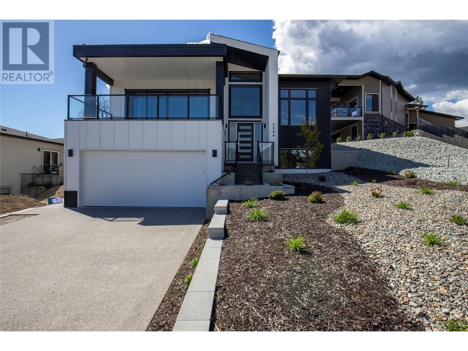 2244 Hihannah Drive, Shannon Lake, West Kelowna 