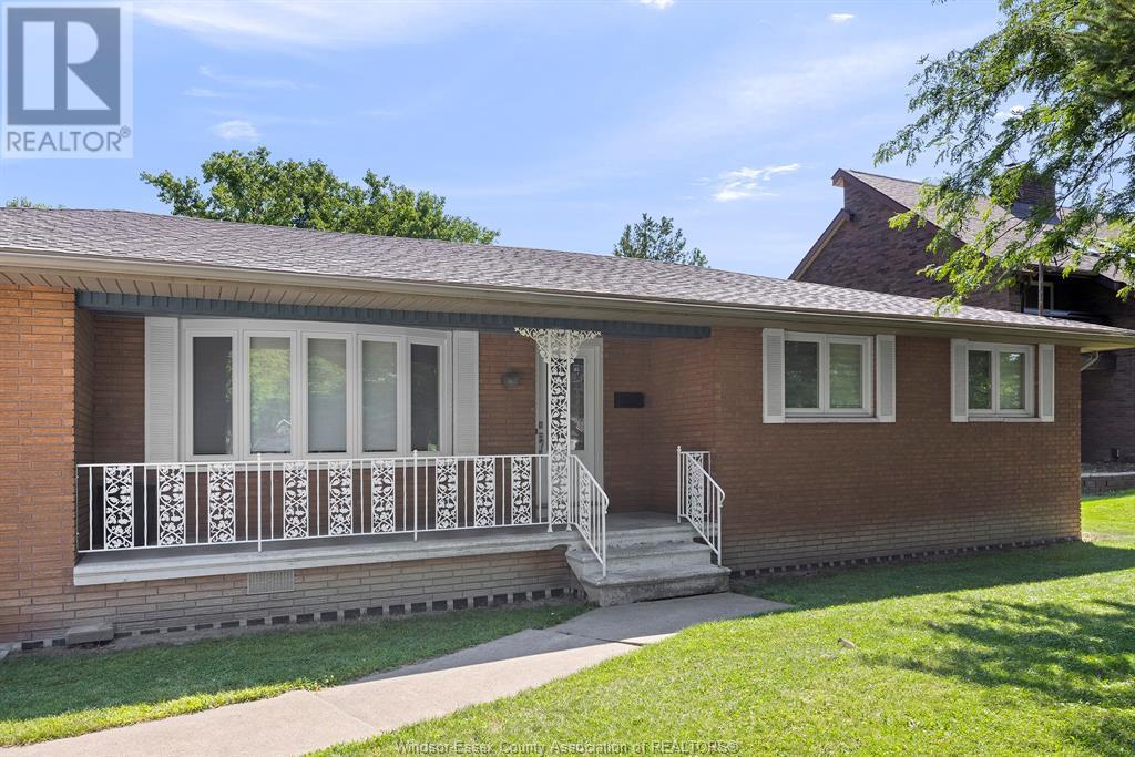 3098 LAUZON, windsor, Ontario