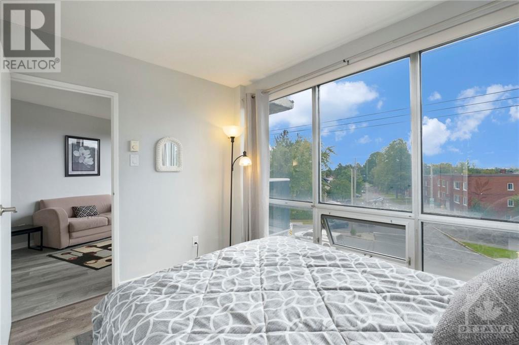 1160 Merivale RoadOttawa, Ontario  K1Z 6B5 - Photo 11 - X9516404