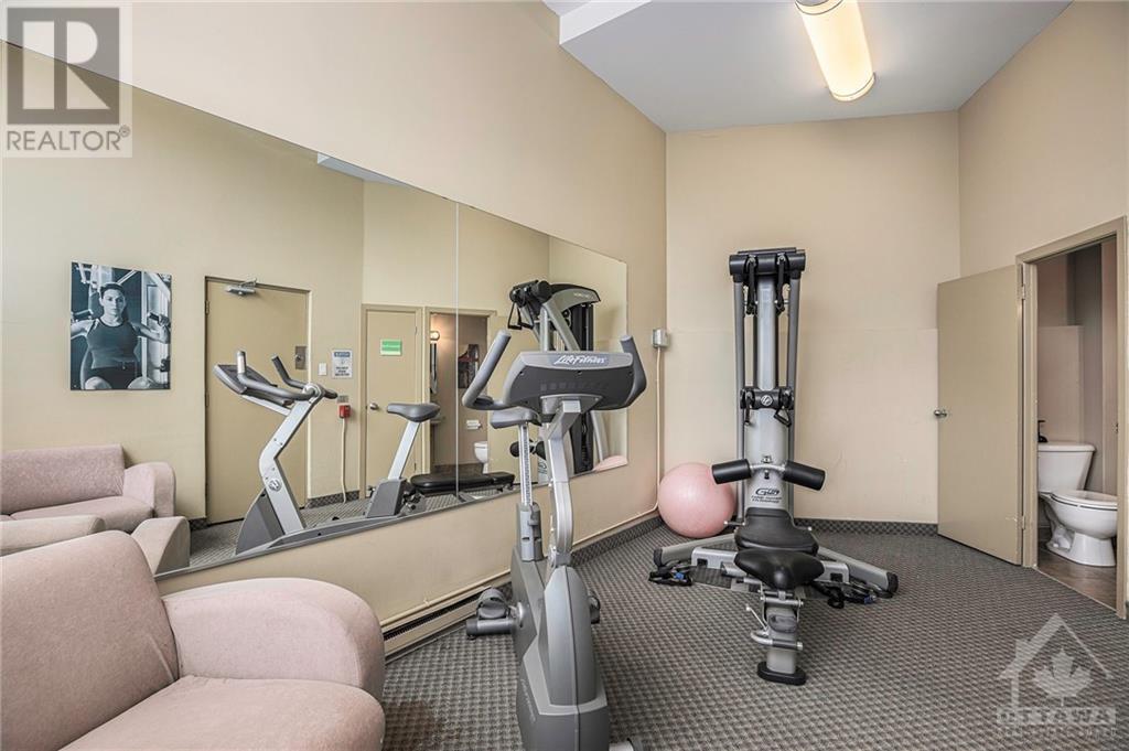 1160 Merivale RoadOttawa, Ontario  K1Z 6B5 - Photo 13 - X9516404