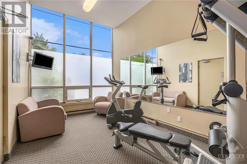 1160 Merivale RoadOttawa, Ontario  K1Z 6B5 - Photo 14 - X9516404
